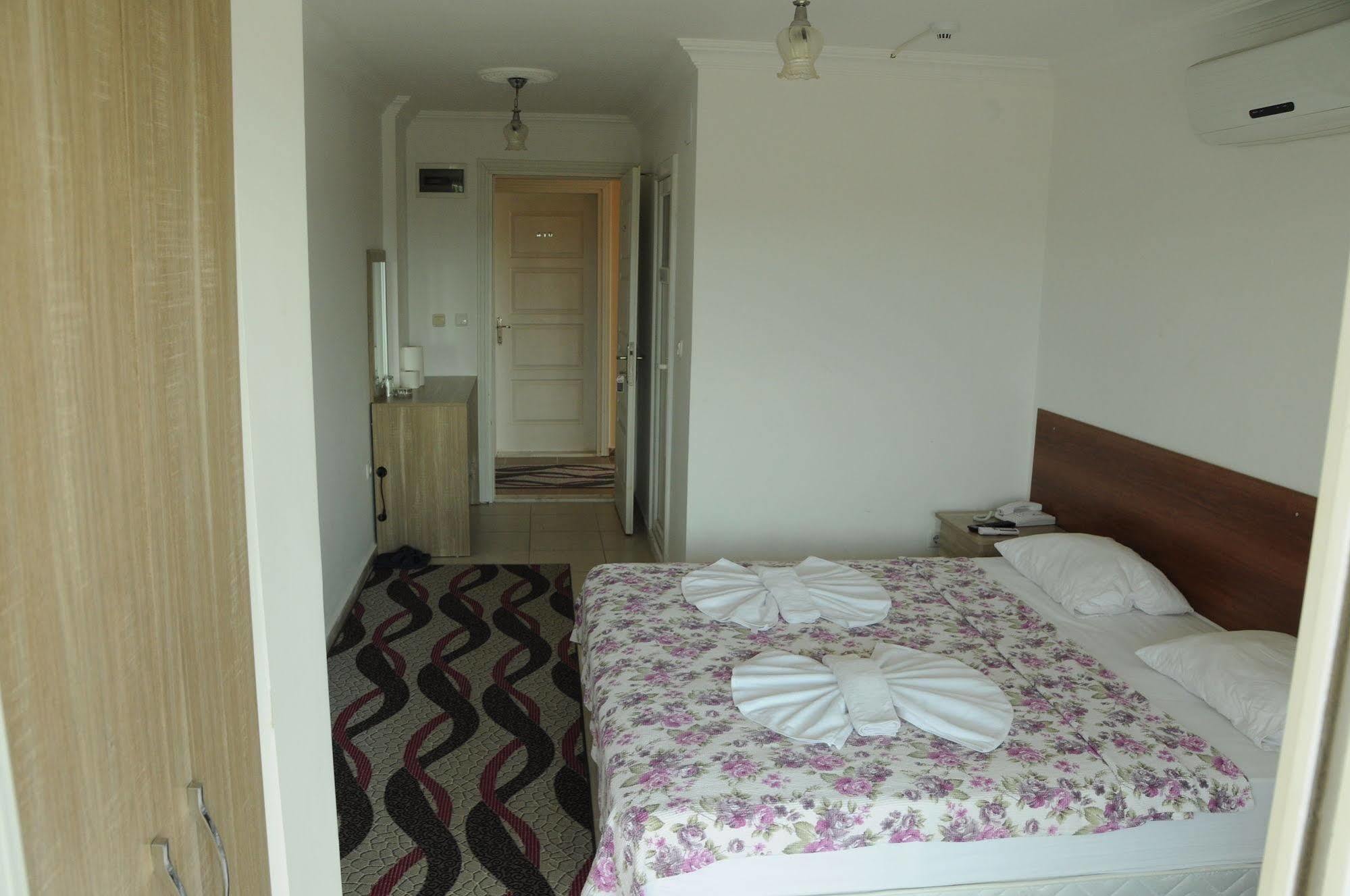Demirci Hotel Анталья Экстерьер фото